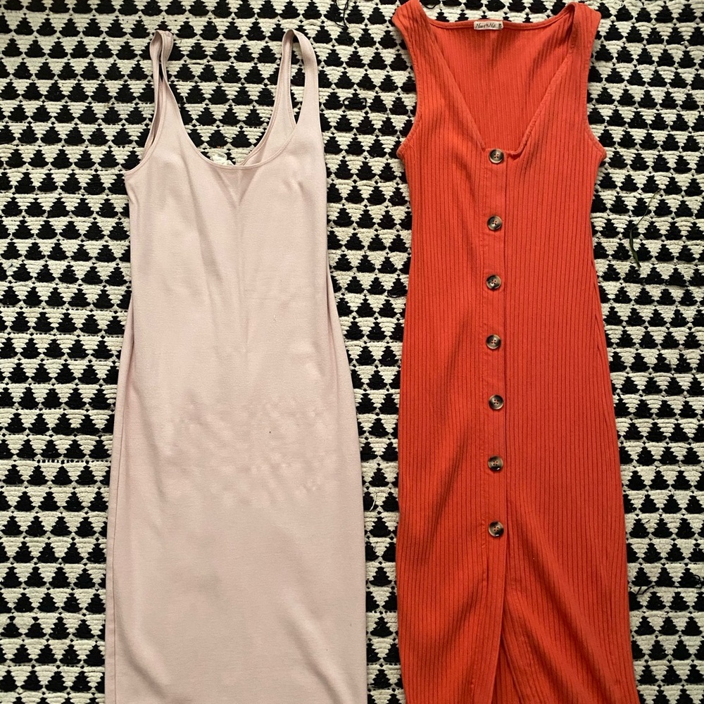 Elegant Sleeveless Dresses - Lavender and Coral